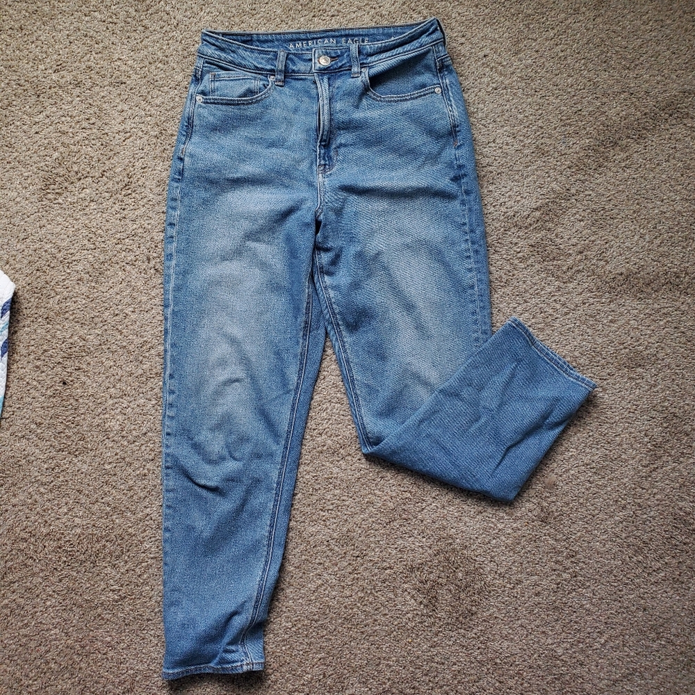 American Eagle Mom Jeans